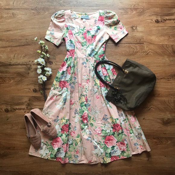 Vintage Dresses & Skirts - Vintage Floral Carol Anderson Dress